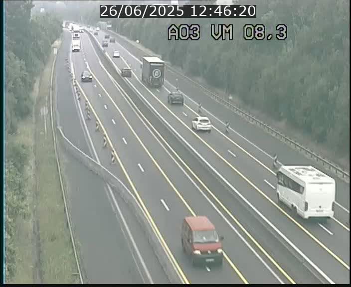 <h2>Traffic live webcam Luxembourg Bettembourg - A3 - BK 8.3 - direction France</h2>