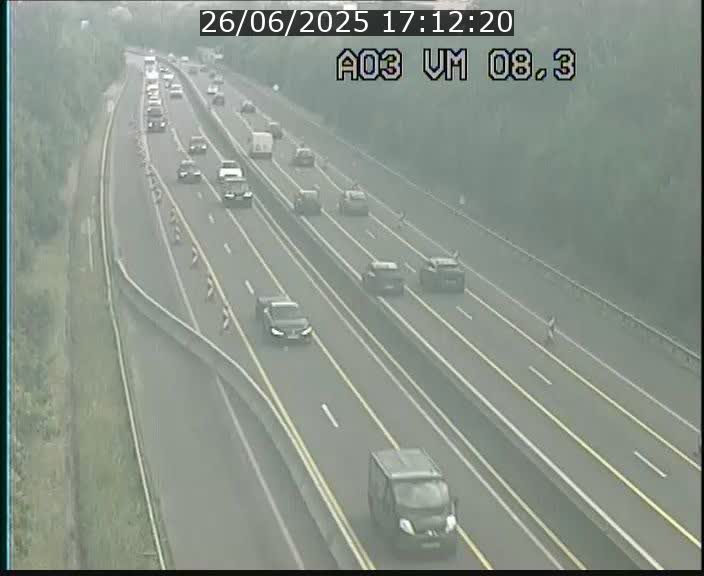 <h2>Traffic live webcam Luxembourg Bettembourg - A3 - BK 8.3 - direction France</h2>