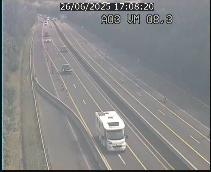 <h2>Traffic live webcam Luxembourg Bettembourg - A3 - BK 8.3 - direction France</h2>