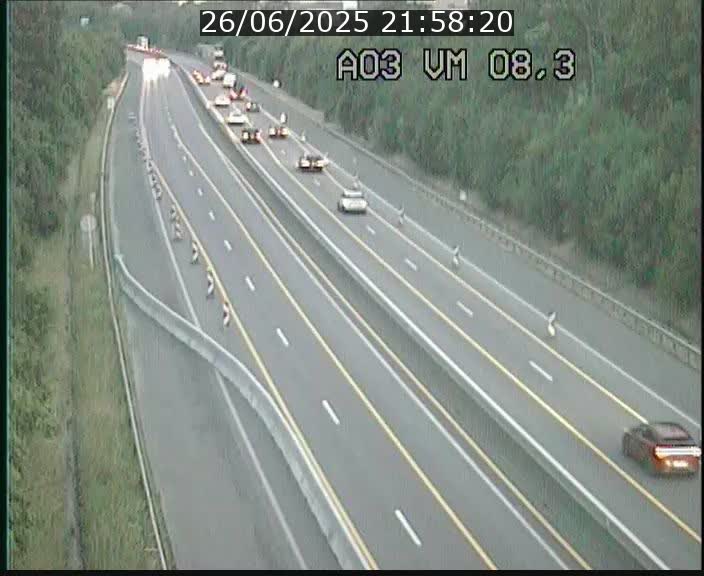 <h2>Traffic live webcam Luxembourg Bettembourg - A3 - BK 8.3 - direction France</h2>