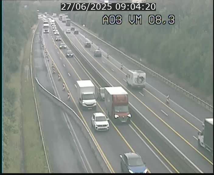 <h2>Traffic live webcam Luxembourg Bettembourg - A3 - BK 8.3 - direction France</h2>