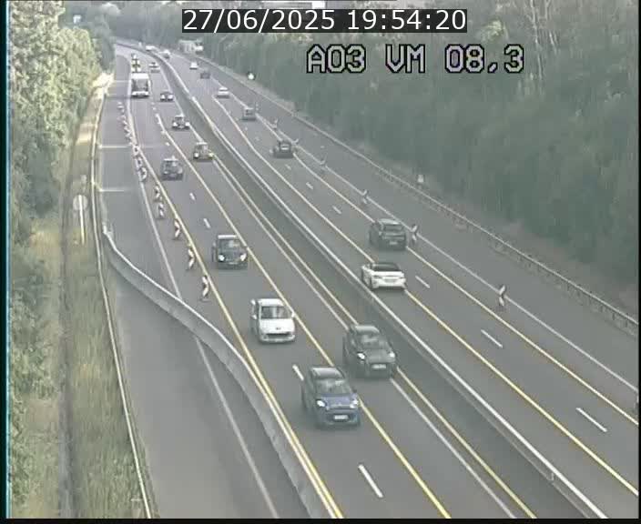 <h2>Traffic live webcam Luxembourg Bettembourg - A3 - BK 8.3 - direction France</h2>
