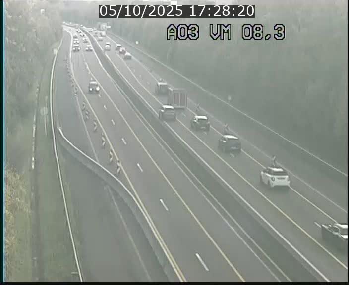 <h2>Traffic live webcam Luxembourg Bettembourg - A3 - BK 8.3 - direction France</h2>