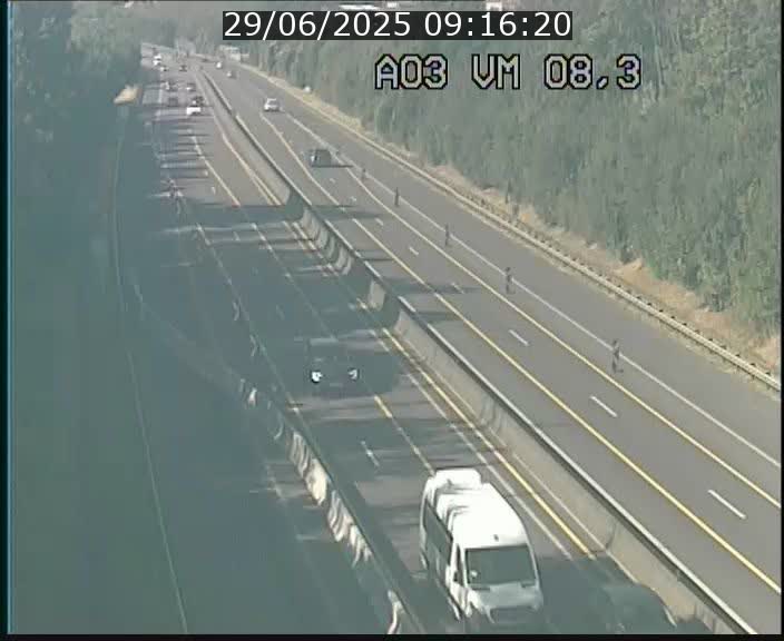 <h2>Traffic live webcam Luxembourg Bettembourg - A3 - BK 8.3 - direction France</h2>
