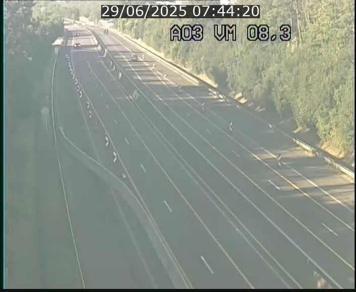 <h2>Traffic live webcam Luxembourg Bettembourg - A3 - BK 8.3 - direction France</h2>