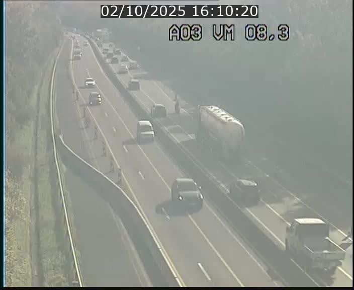 <h2>Traffic live webcam Luxembourg Bettembourg - A3 - BK 8.3 - direction France</h2>