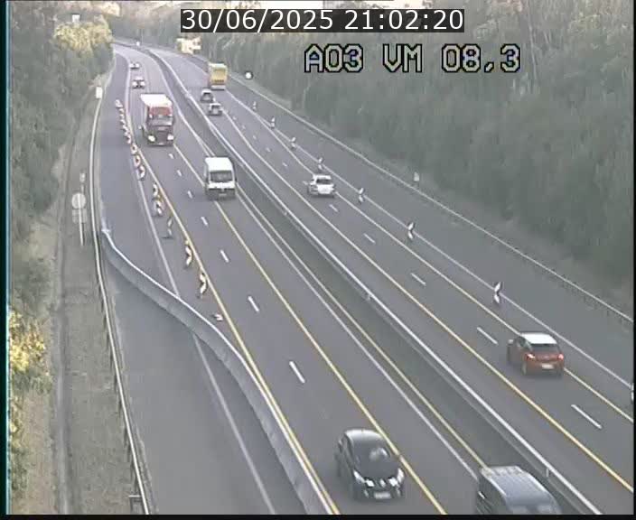 <h2>Traffic live webcam Luxembourg Bettembourg - A3 - BK 8.3 - direction France</h2>
