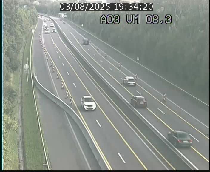 <h2>Traffic live webcam Luxembourg Bettembourg - A3 - BK 8.3 - direction France</h2>