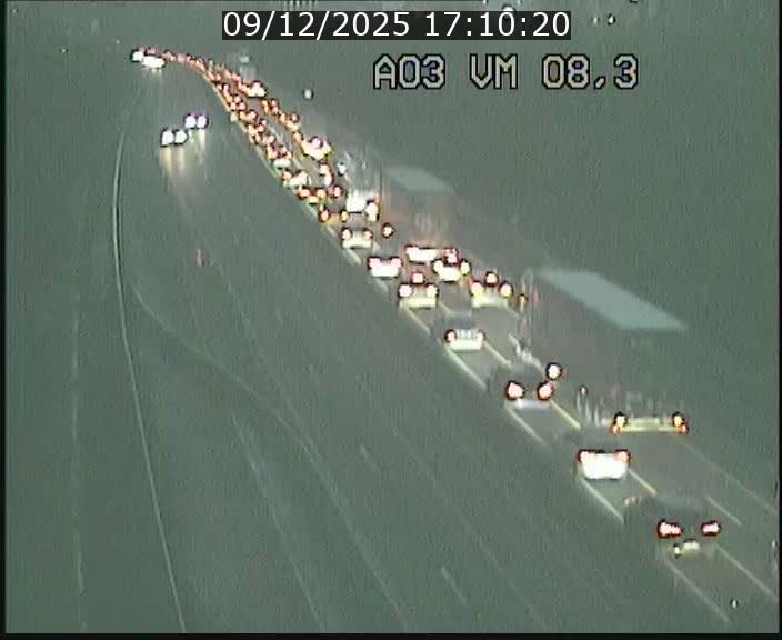 <h2>Traffic live webcam Luxembourg Bettembourg - A3 - BK 8.3 - direction France</h2>