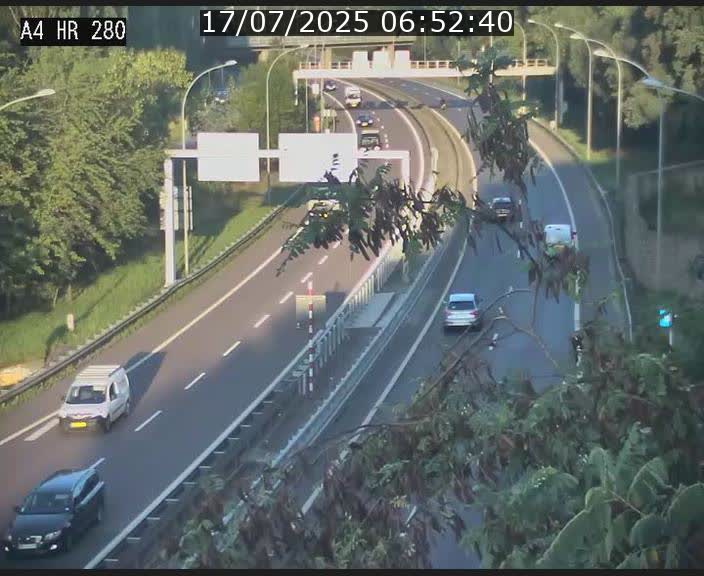 <h2>Webcam traffic A4 Luxembourg - BK 0.2 - P+R Bouillon (direction Luxembourg)</h2>