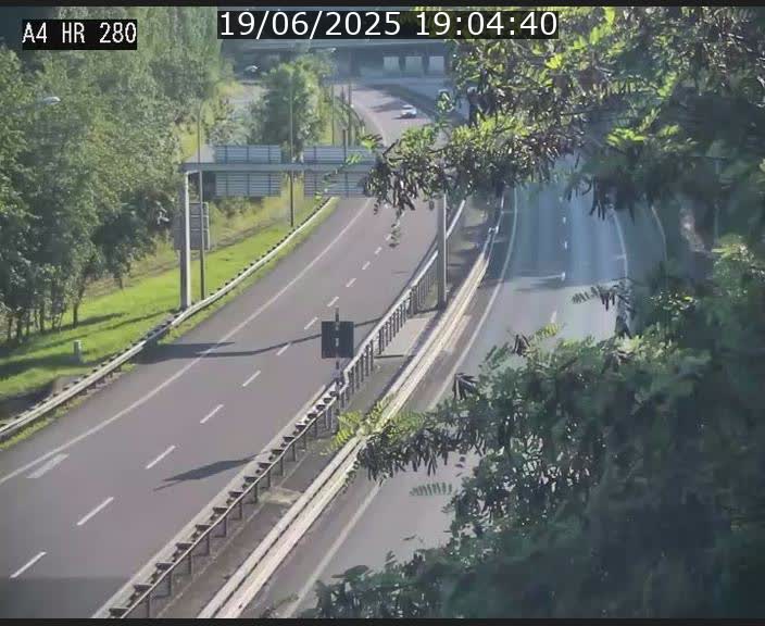 <h2>Webcam traffic A4 Luxembourg - BK 0.2 - P+R Bouillon (direction Luxembourg)</h2>
