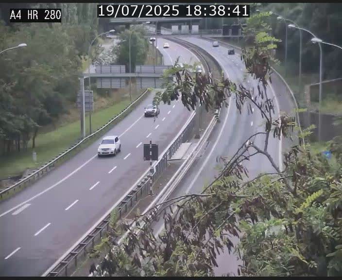 <h2>Webcam traffic A4 Luxembourg - BK 0.2 - P+R Bouillon (direction Luxembourg)</h2>