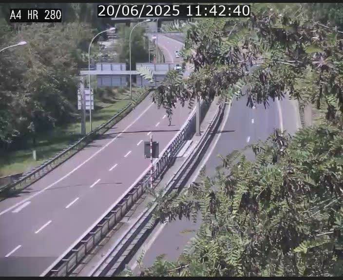 <h2>Webcam traffic A4 Luxembourg - BK 0.2 - P+R Bouillon (direction Luxembourg)</h2>