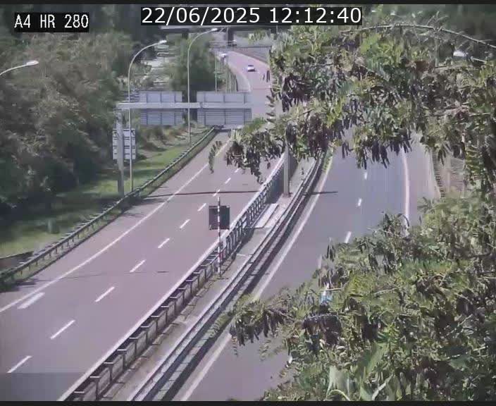 <h2>Webcam traffic A4 Luxembourg - BK 0.2 - P+R Bouillon (direction Luxembourg)</h2>