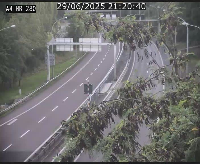 <h2>Webcam traffic A4 Luxembourg - BK 0.2 - P+R Bouillon (direction Luxembourg)</h2>