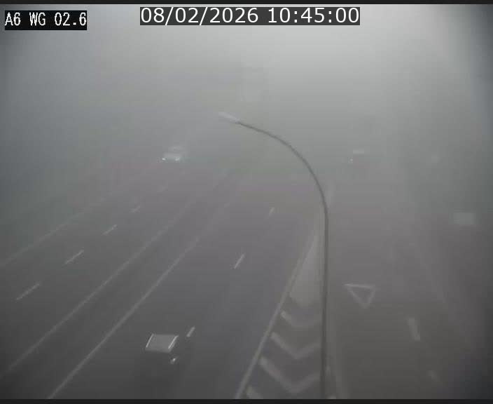 <h2>Traffic live webcam Luxembourg Croix de Cessange - A6 - BK 2.6 - direction France/Allemagne</h2>