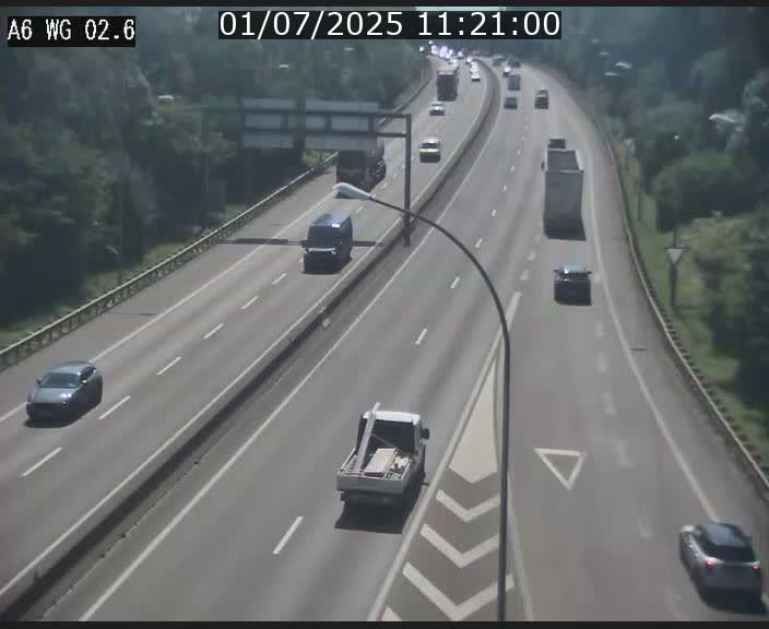 Traffic live webcam Luxembourg Croix de Cessange - A6 - BK 2.6 - direction France/Allemagne