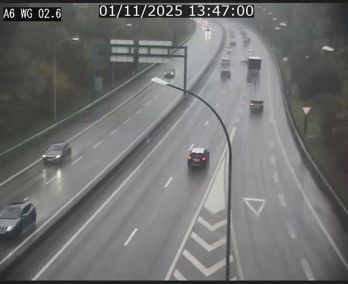 <h2>Traffic live webcam Luxembourg Croix de Cessange - A6 - BK 2.6 - direction France/Allemagne</h2>