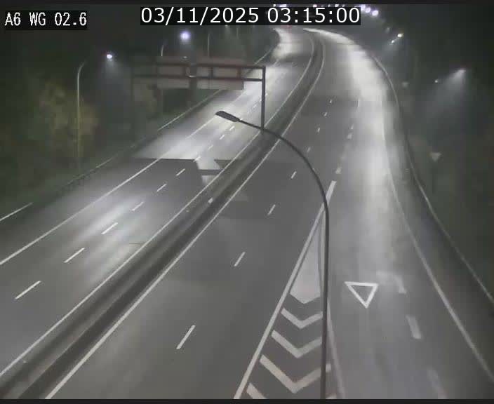 <h2>Traffic live webcam Luxembourg Croix de Cessange - A6 - BK 2.6 - direction France/Allemagne</h2>