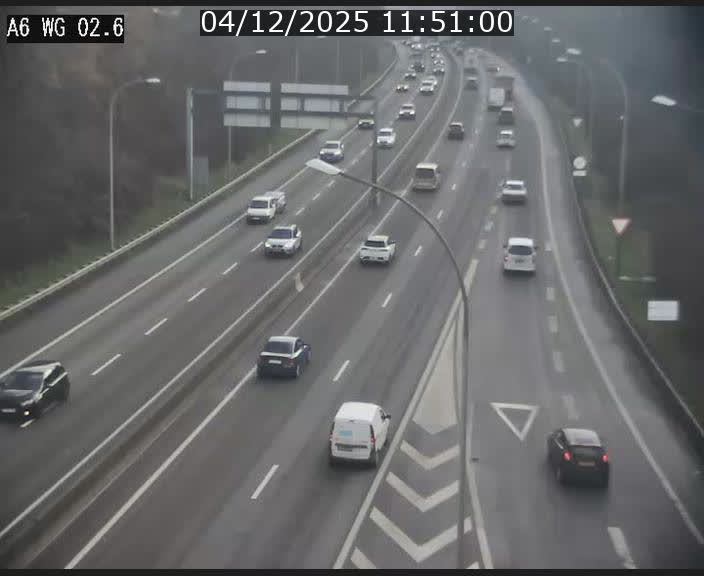 <h2>Traffic live webcam Luxembourg Croix de Cessange - A6 - BK 2.6 - direction France/Allemagne</h2>
