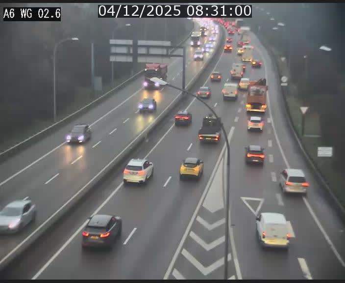 <h2>Traffic live webcam Luxembourg Croix de Cessange - A6 - BK 2.6 - direction France/Allemagne</h2>