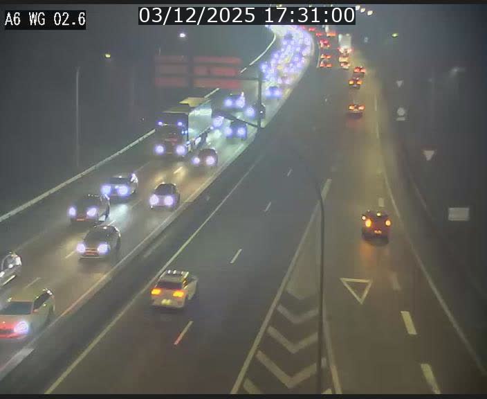 <h2>Traffic live webcam Luxembourg Croix de Cessange - A6 - BK 2.6 - direction France/Allemagne</h2>
