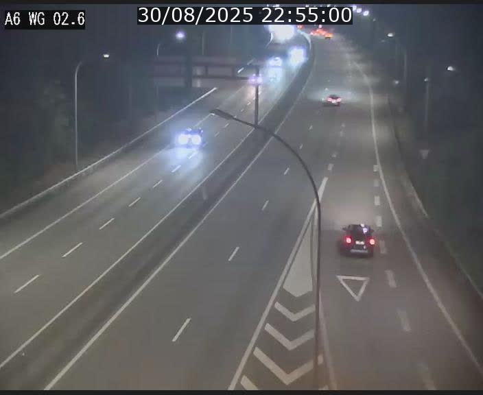 Traffic live webcam Luxembourg Croix de Cessange - A6 - BK 2.6 - direction France/Allemagne