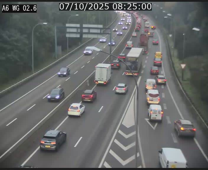 <h2>Traffic live webcam Luxembourg Croix de Cessange - A6 - BK 2.6 - direction France/Allemagne</h2>