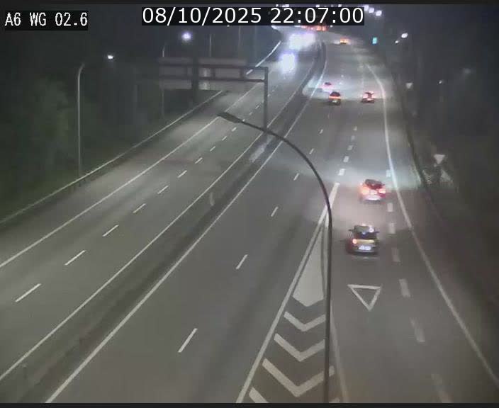<h2>Traffic live webcam Luxembourg Croix de Cessange - A6 - BK 2.6 - direction France/Allemagne</h2>