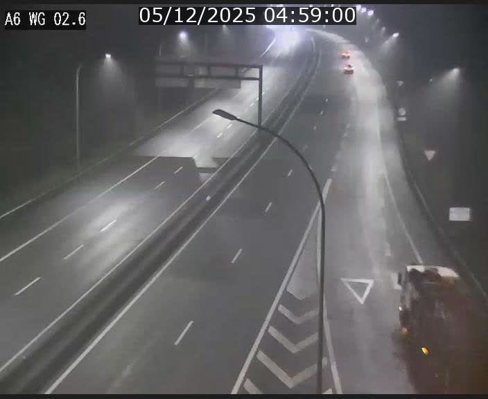 <h2>Traffic live webcam Luxembourg Croix de Cessange - A6 - BK 2.6 - direction France/Allemagne</h2>