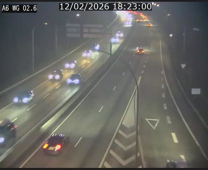 <h2>Traffic live webcam Luxembourg Croix de Cessange - A6 - BK 2.6 - direction France/Allemagne</h2>
