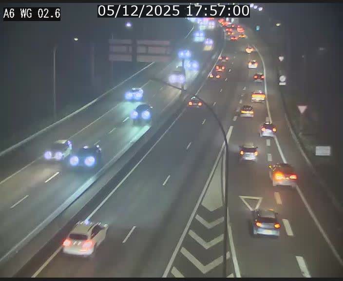 <h2>Traffic live webcam Luxembourg Croix de Cessange - A6 - BK 2.6 - direction France/Allemagne</h2>