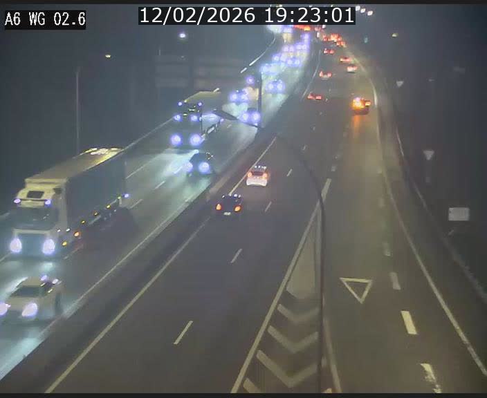 <h2>Traffic live webcam Luxembourg Croix de Cessange - A6 - BK 2.6 - direction France/Allemagne</h2>