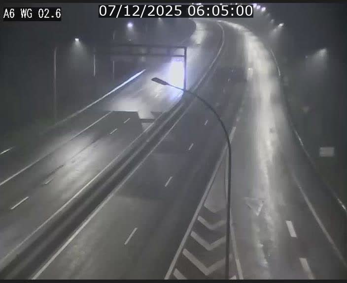 <h2>Traffic live webcam Luxembourg Croix de Cessange - A6 - BK 2.6 - direction France/Allemagne</h2>