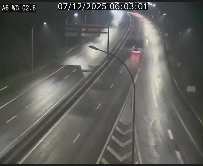 <h2>Traffic live webcam Luxembourg Croix de Cessange - A6 - BK 2.6 - direction France/Allemagne</h2>