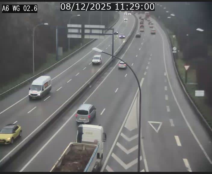 <h2>Traffic live webcam Luxembourg Croix de Cessange - A6 - BK 2.6 - direction France/Allemagne</h2>