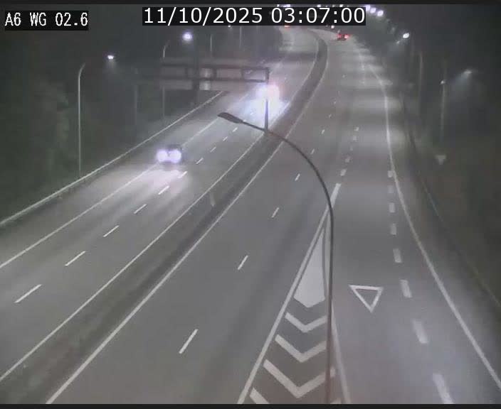 <h2>Traffic live webcam Luxembourg Croix de Cessange - A6 - BK 2.6 - direction France/Allemagne</h2>