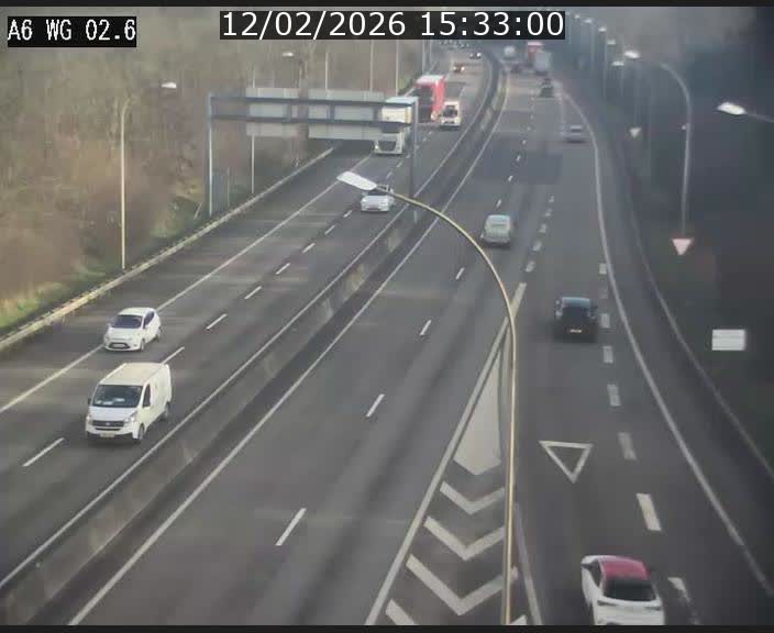 Traffic live webcam Luxembourg Croix de Cessange - A6 - BK 2.6 - direction France/Allemagne