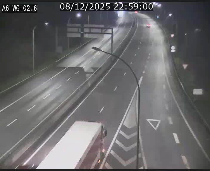 Traffic live webcam Luxembourg Croix de Cessange - A6 - BK 2.6 - direction France/Allemagne