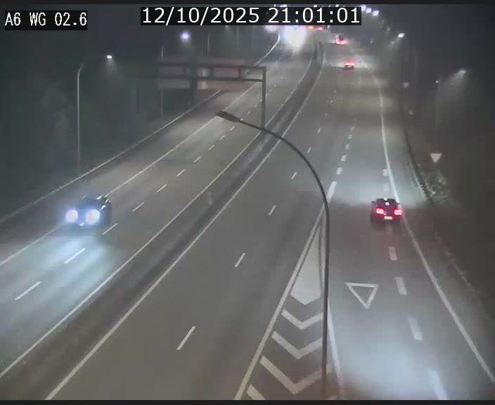 <h2>Traffic live webcam Luxembourg Croix de Cessange - A6 - BK 2.6 - direction France/Allemagne</h2>