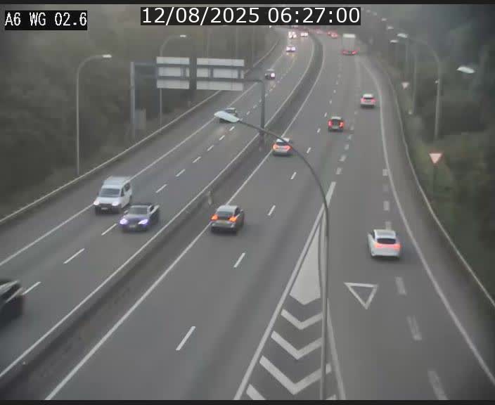 <h2>Traffic live webcam Luxembourg Croix de Cessange - A6 - BK 2.6 - direction France/Allemagne</h2>
