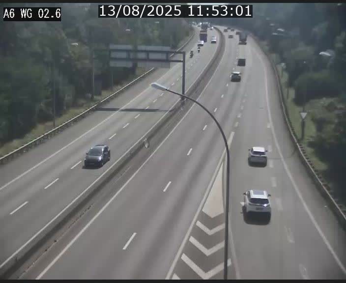 <h2>Traffic live webcam Luxembourg Croix de Cessange - A6 - BK 2.6 - direction France/Allemagne</h2>