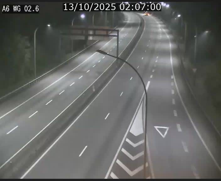 <h2>Traffic live webcam Luxembourg Croix de Cessange - A6 - BK 2.6 - direction France/Allemagne</h2>
