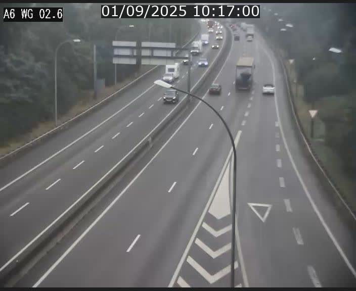 <h2>Traffic live webcam Luxembourg Croix de Cessange - A6 - BK 2.6 - direction France/Allemagne</h2>