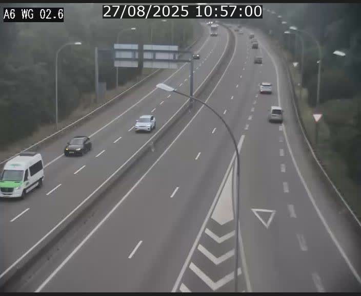 <h2>Traffic live webcam Luxembourg Croix de Cessange - A6 - BK 2.6 - direction France/Allemagne</h2>