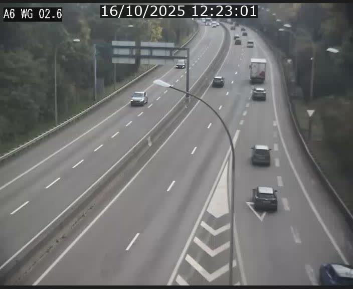 <h2>Traffic live webcam Luxembourg Croix de Cessange - A6 - BK 2.6 - direction France/Allemagne</h2>