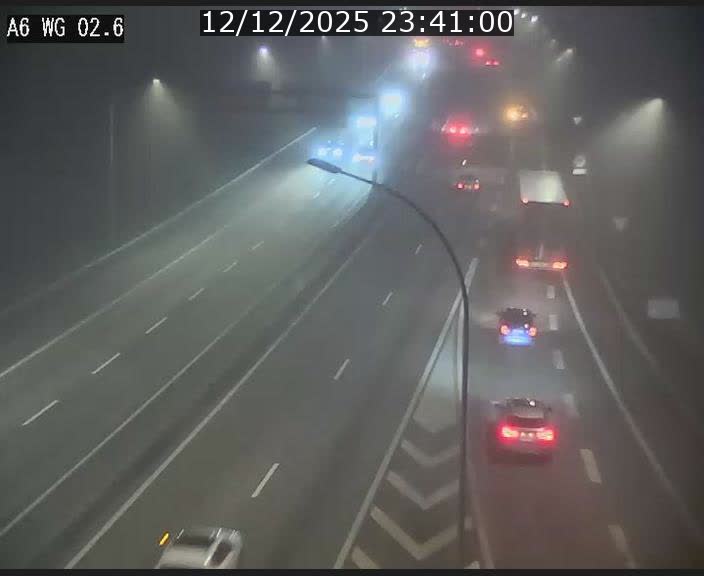 <h2>Traffic live webcam Luxembourg Croix de Cessange - A6 - BK 2.6 - direction France/Allemagne</h2>