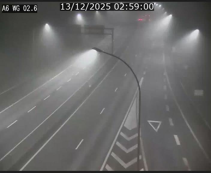 <h2>Traffic live webcam Luxembourg Croix de Cessange - A6 - BK 2.6 - direction France/Allemagne</h2>