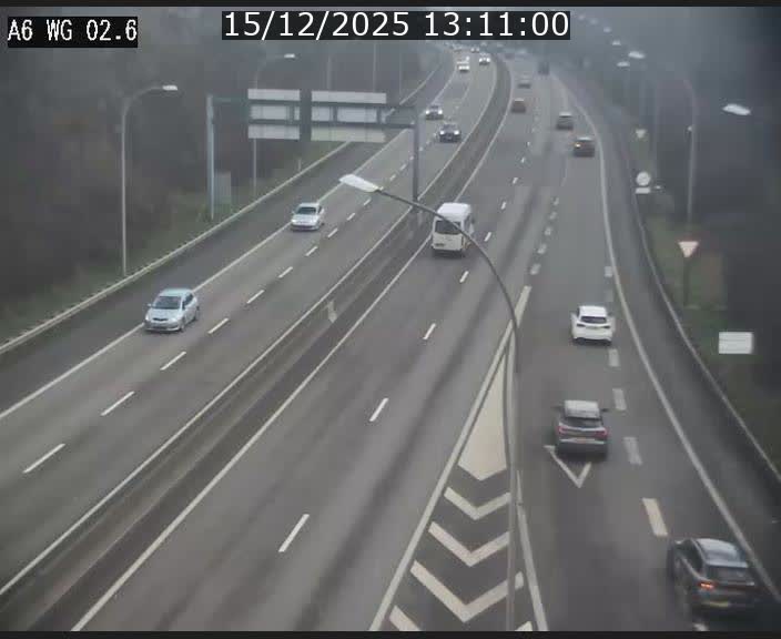 <h2>Traffic live webcam Luxembourg Croix de Cessange - A6 - BK 2.6 - direction France/Allemagne</h2>
