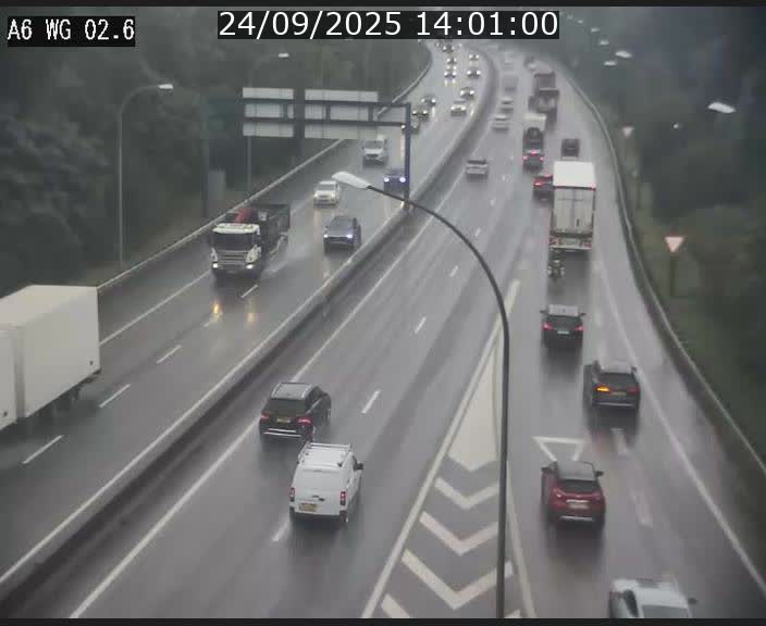 <h2>Traffic live webcam Luxembourg Croix de Cessange - A6 - BK 2.6 - direction France/Allemagne</h2>